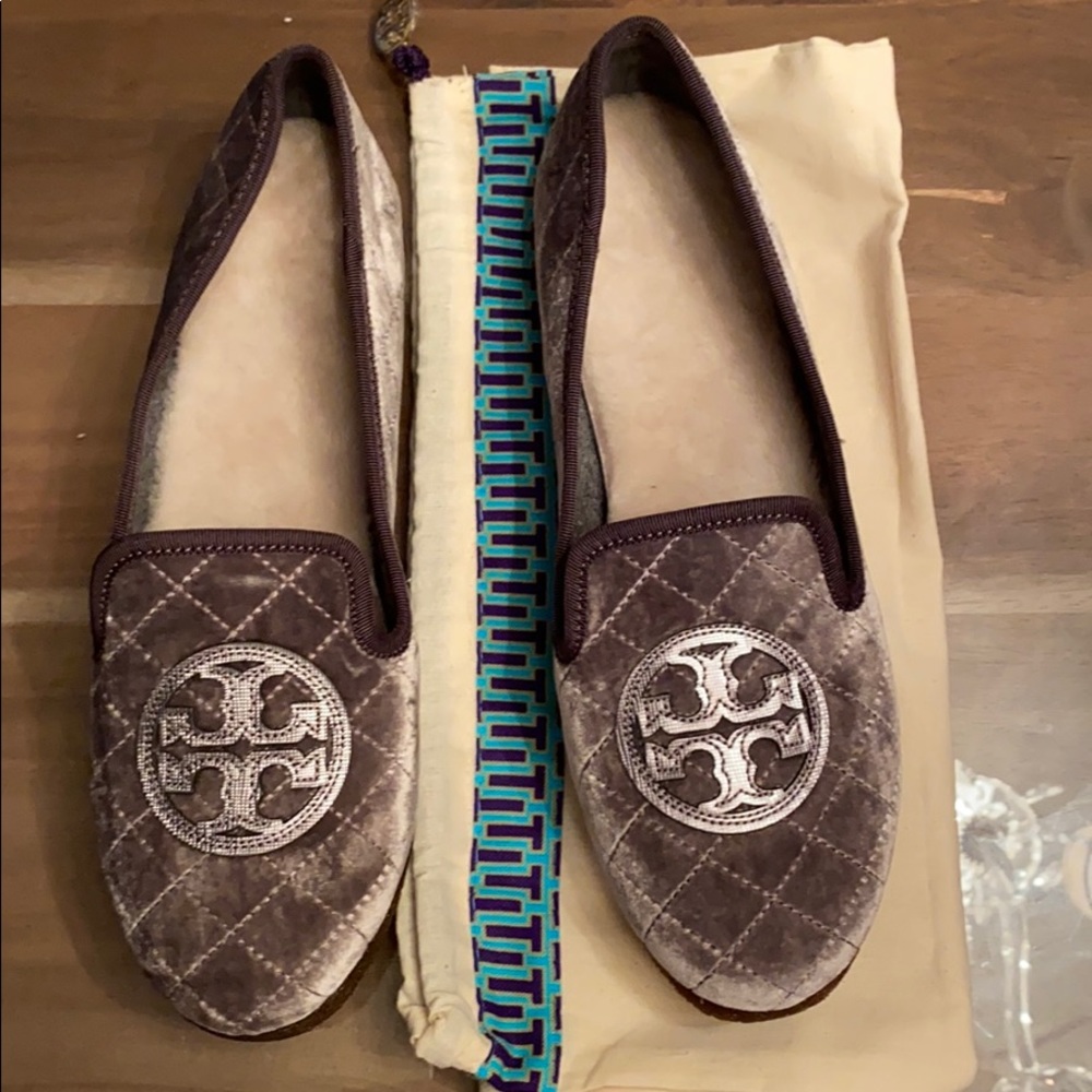 Tory Burch slipper size 9